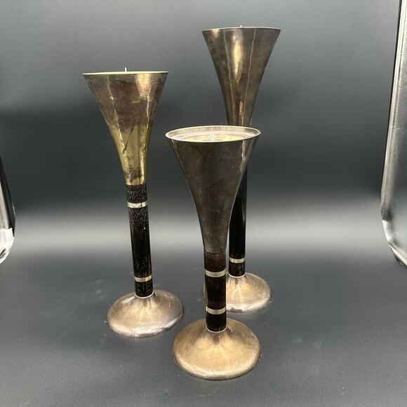 Vtg Tiered Pillar Candlesticks Distressed Black Wood Silverplate Base & Top S/3 - Picture 2 of 9